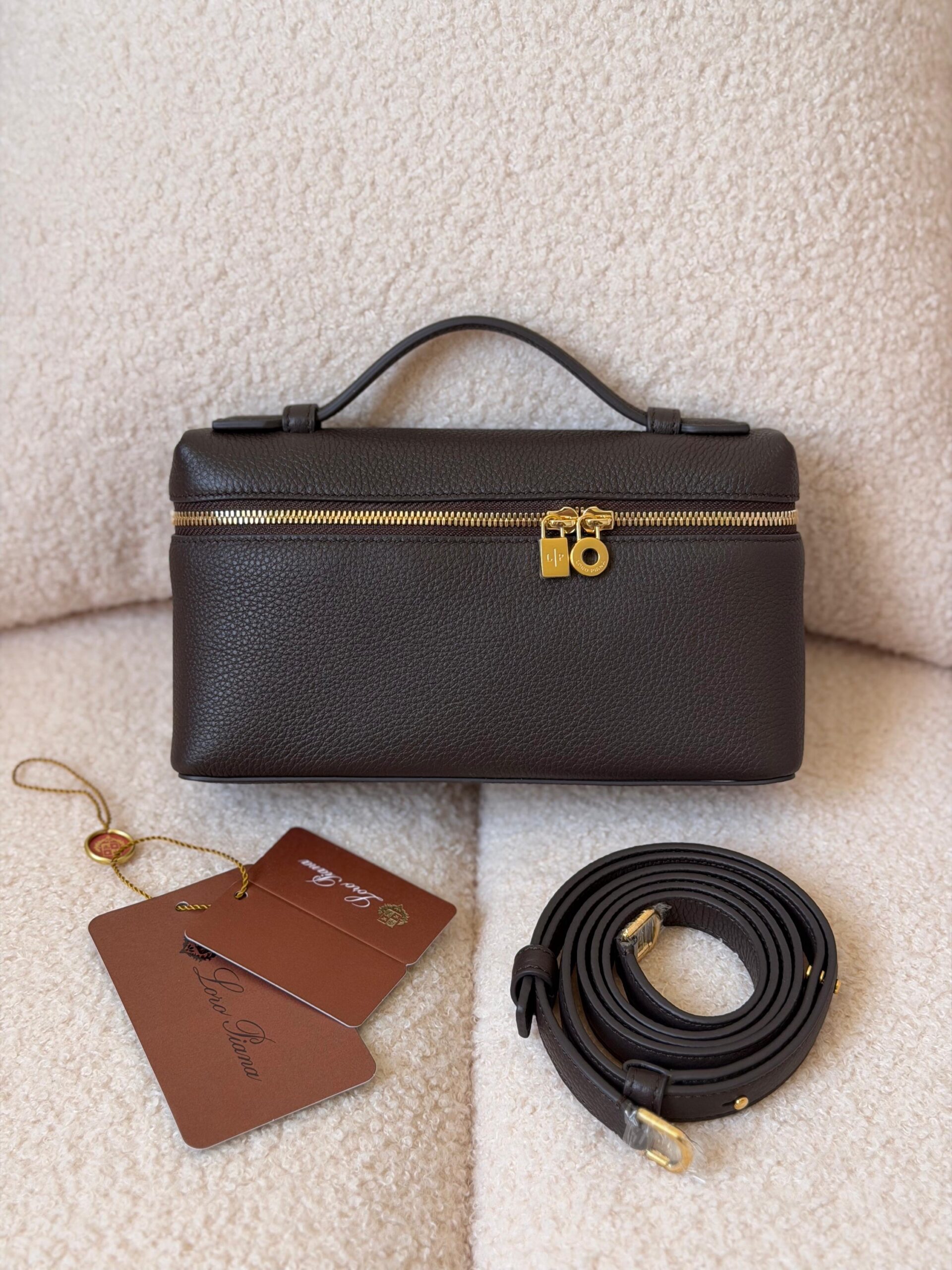 Loro Piana Extra Pocket L19 Bag - Image 22