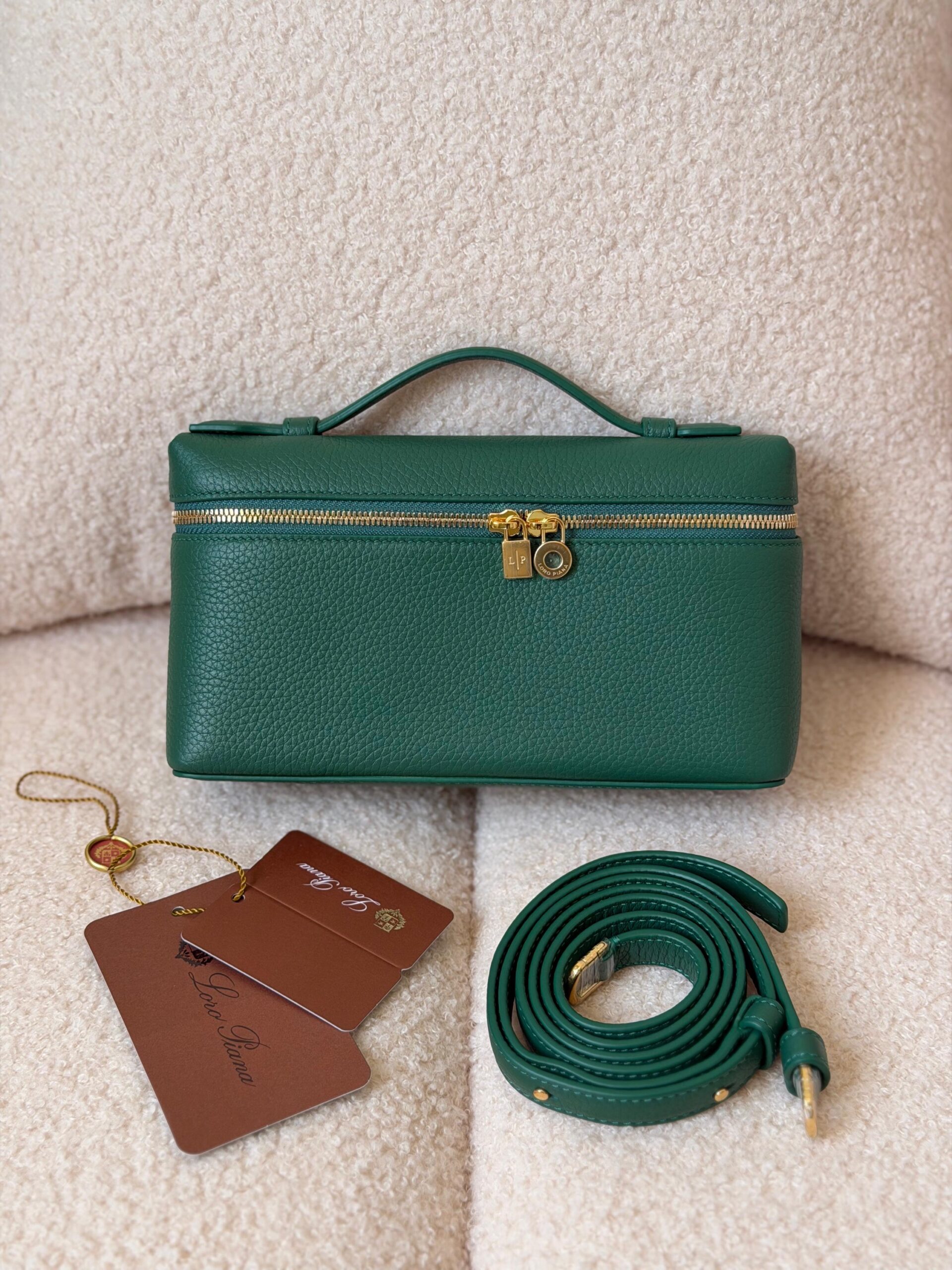 Loro Piana Extra Pocket L19 Bag - Image 9