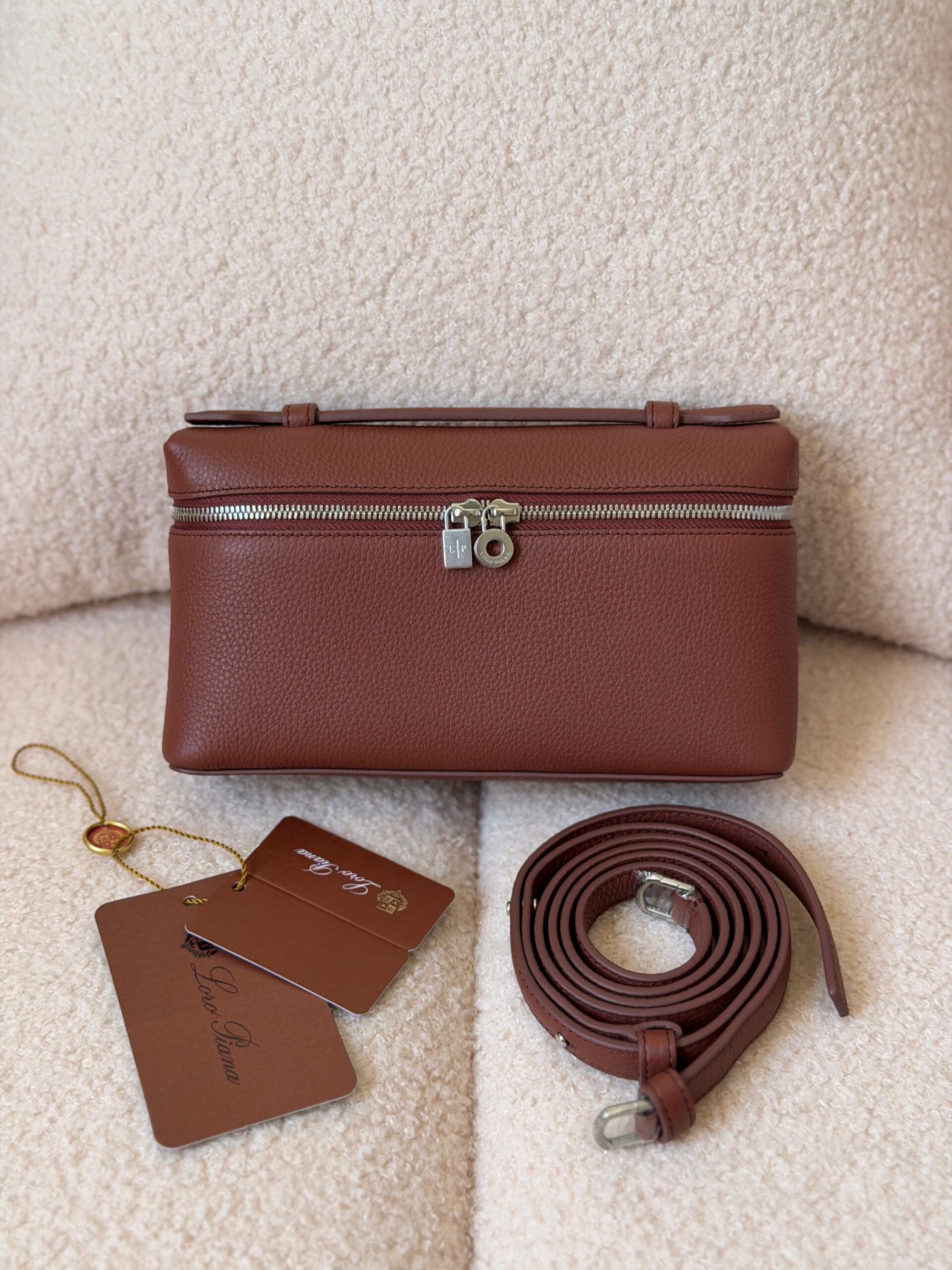 Loro Piana Extra Pocket L19 Bag - Image 24