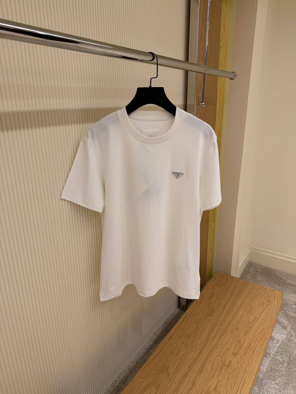 Prada T-shirt - Image 5
