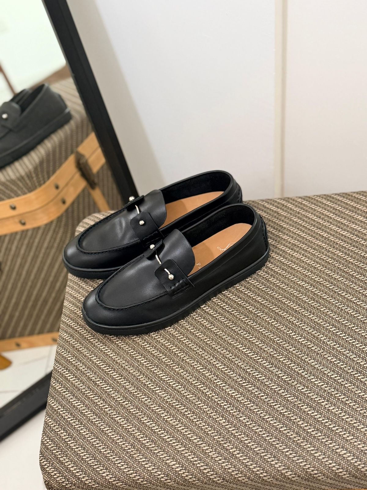 Christian Louboutin Chambeliboat Loafers Leather Upper And A Silver Tone Barbell - Image 4