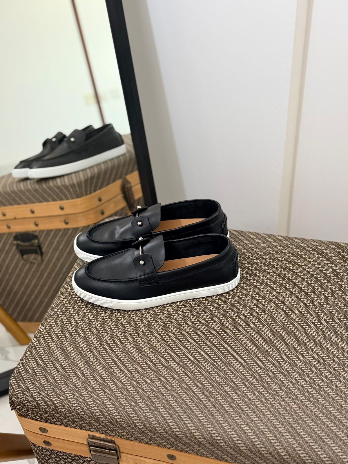 Christian Louboutin Chambeliboat Loafers Leather Upper And A Silver Tone Barbell - Image 6