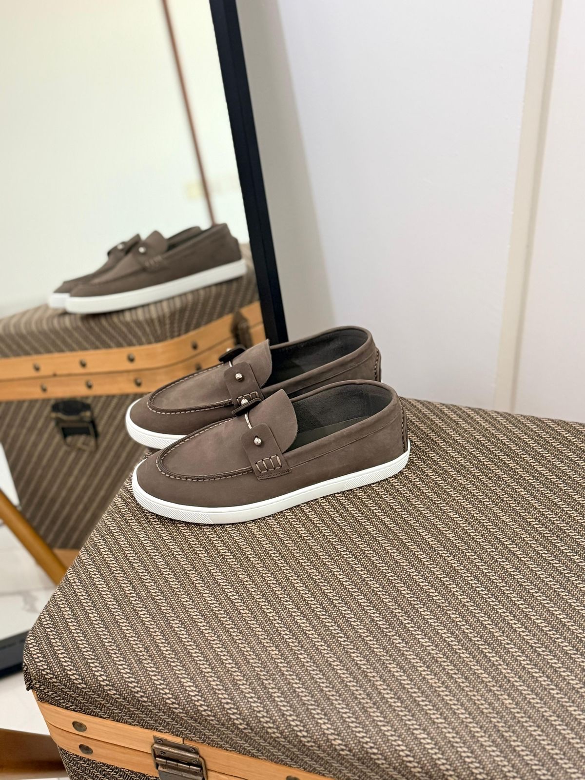 Christian Louboutin Chambeliboat Loafers Leather Upper And A Silver Tone Barbell - Image 10