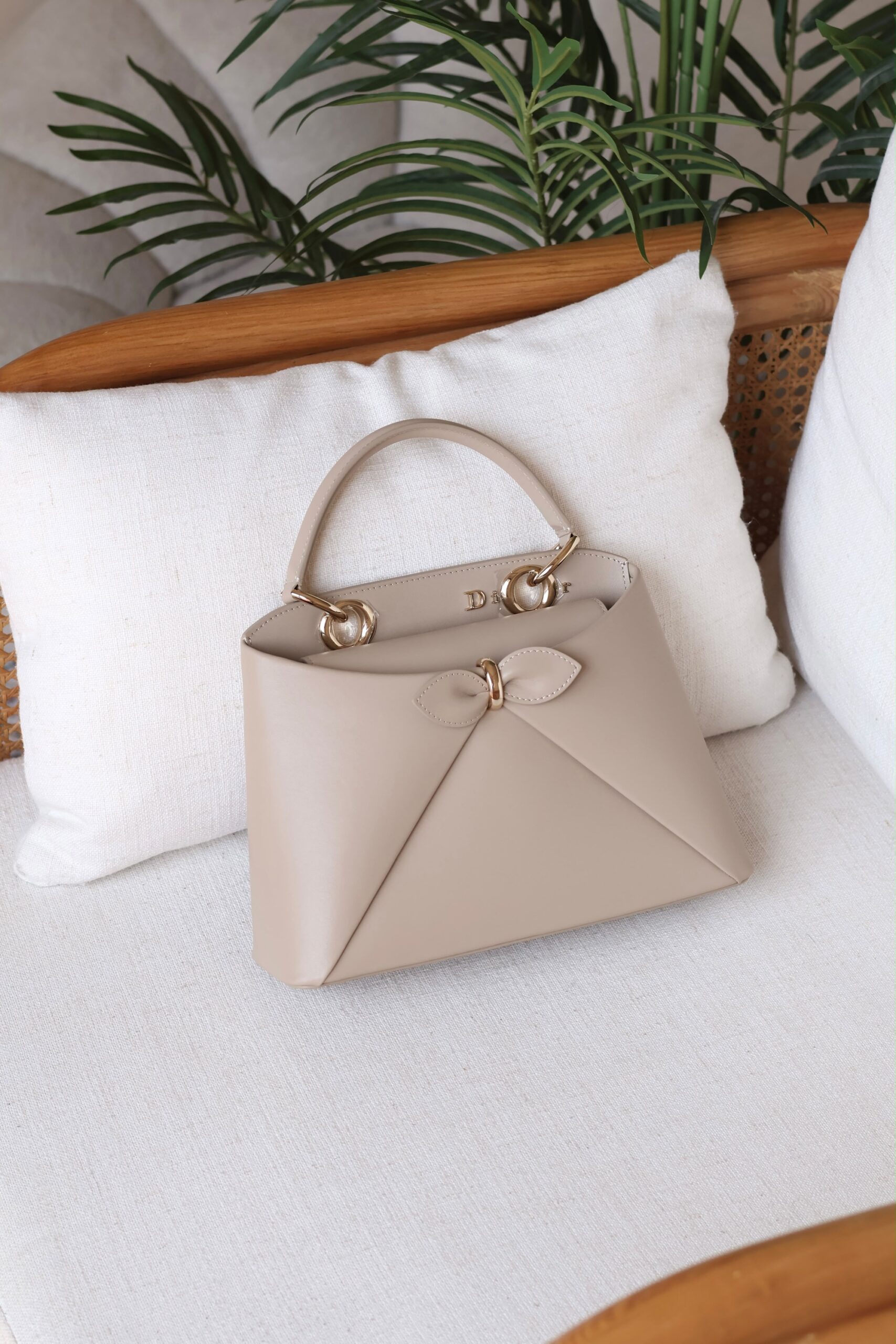 Dior Cigale Handbag - Image 4