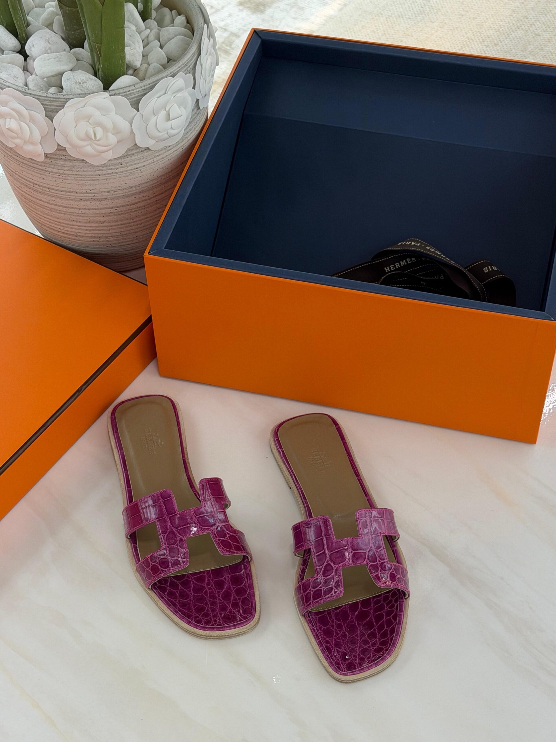 Hermès Oran Sandals Crocodile Leather - Image 2