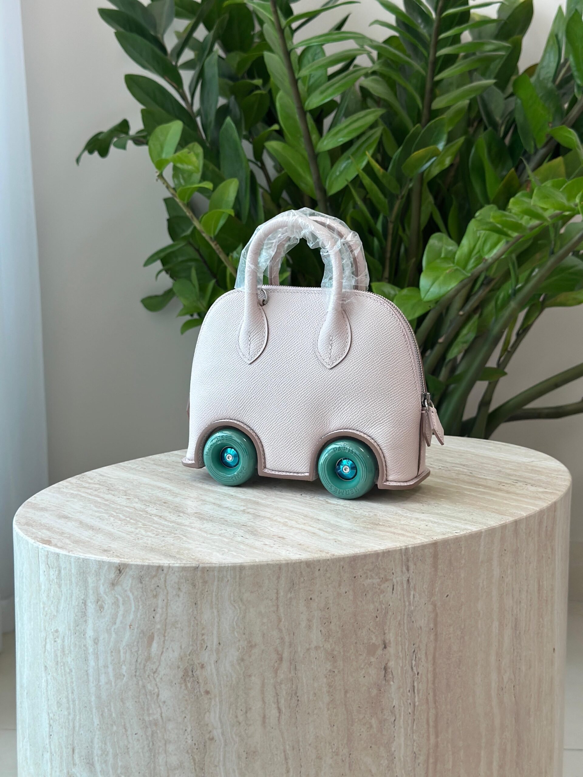 Hermès Bolide on Wheels Bag - Image 2