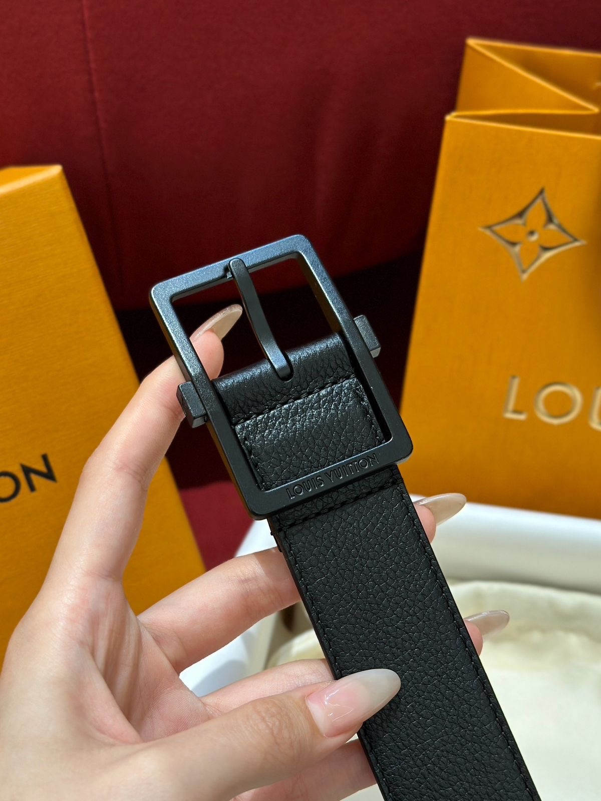 Louis Vuitton Taurillon Reversible Belt - Image 2