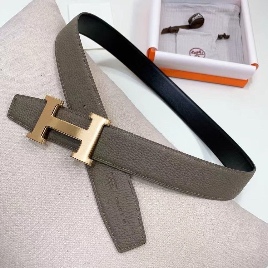 Hermès H Belt Features Black Pebbled Leather - Image 2