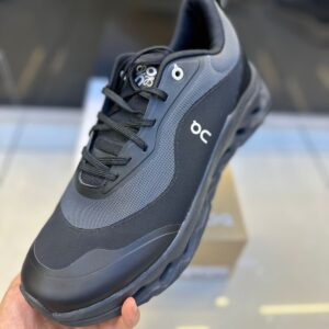 On Running Cloudtilt Sneakers