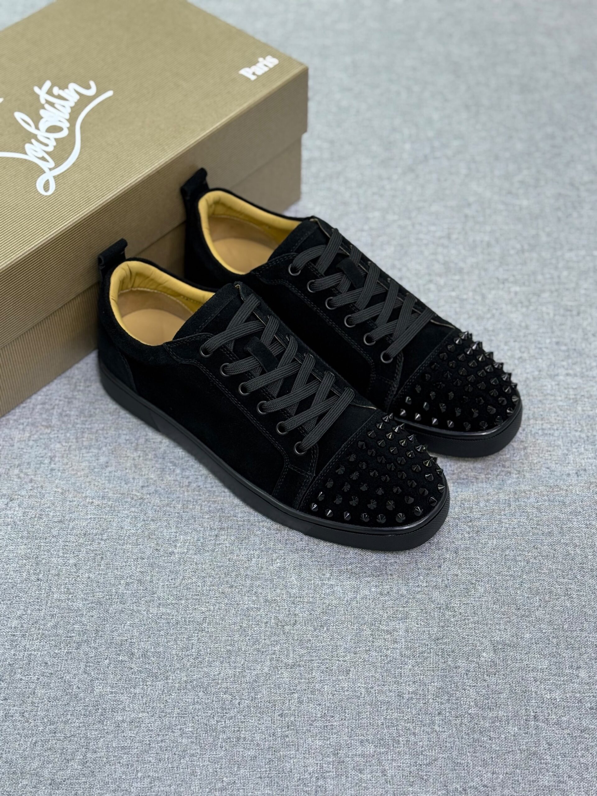 Christian Louboutin Louis Junior Spikes Sneakers