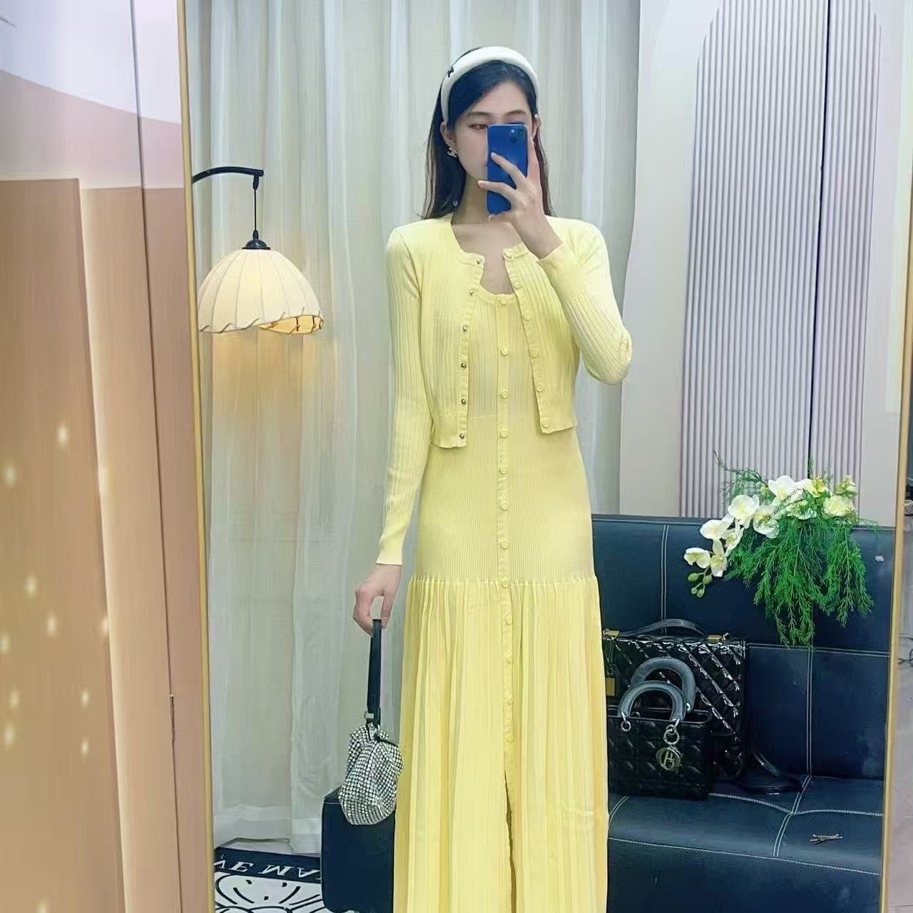 Button-Down Midi Dress - Image 4