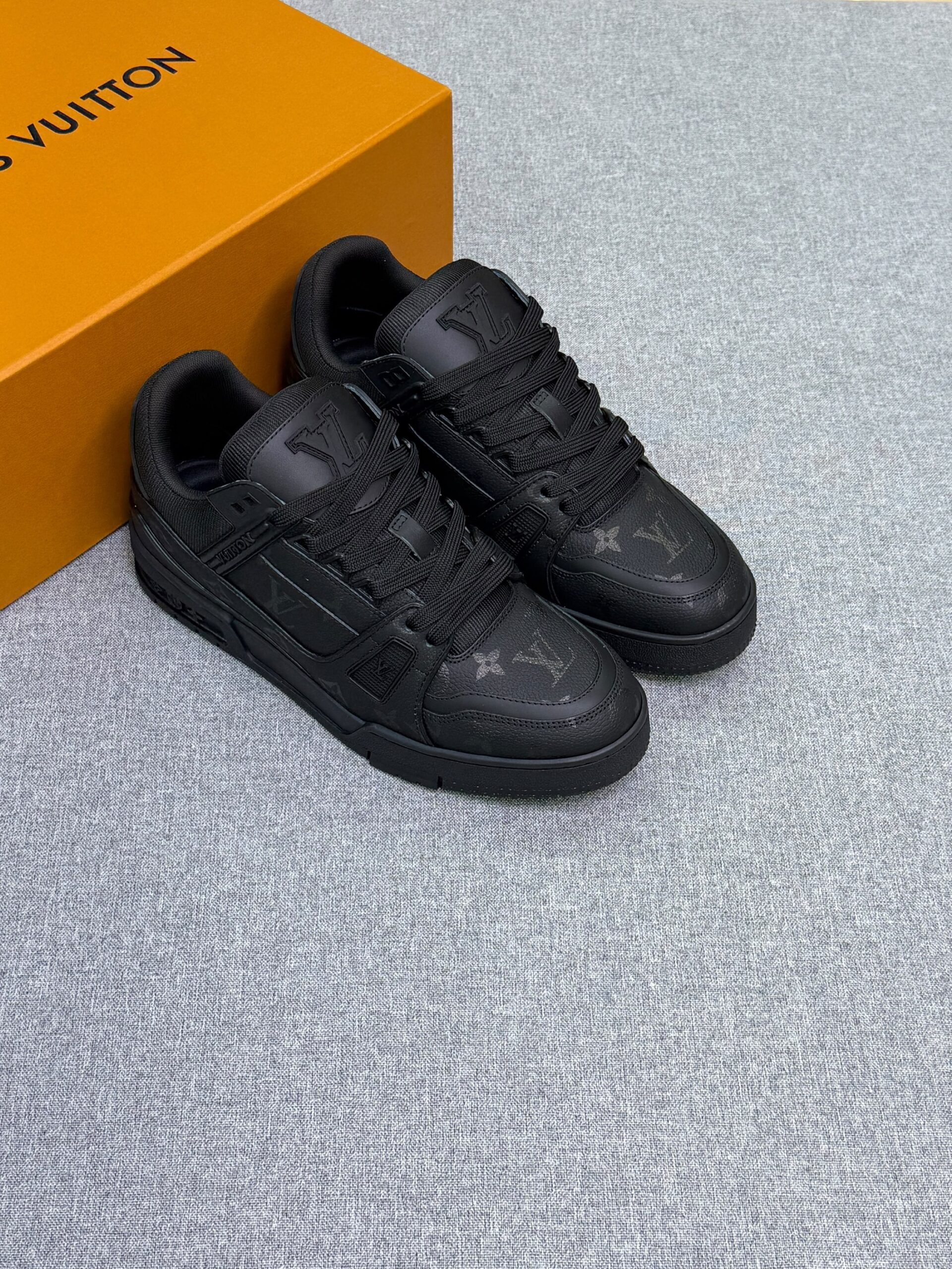 Louis Vuitton LV Trainer Sneakers - Image 9