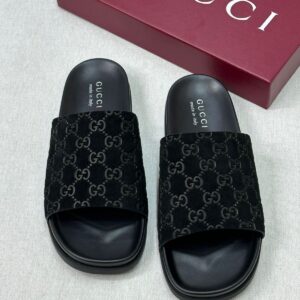 Gucci Men's Slide Sandals