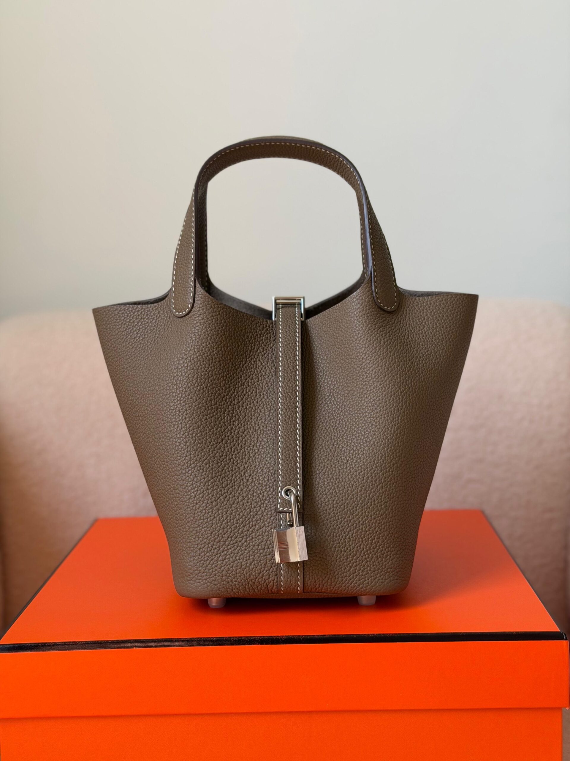 Hermès Picotin Lock 18 Bag - Image 24