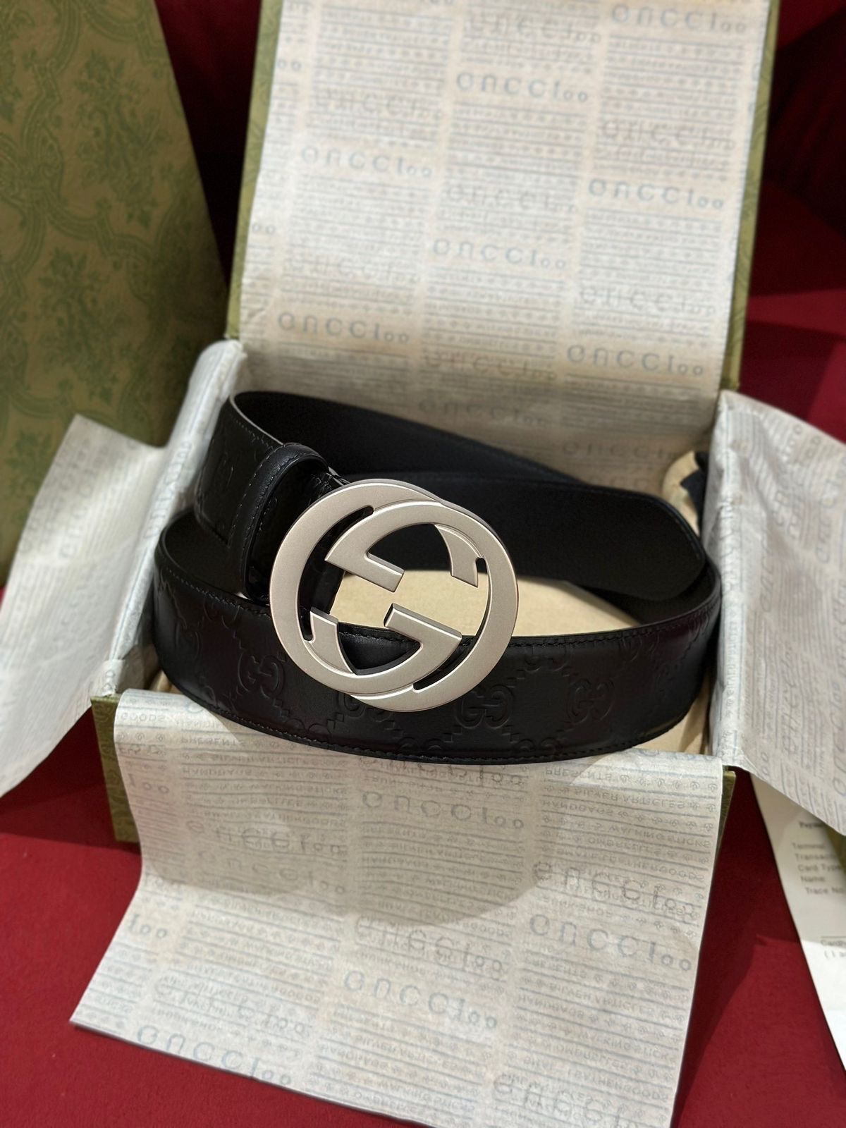 Gucci Men's Signature Leather Belt