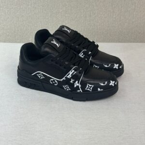 Louis Vuitton LV Trainer Sneakers