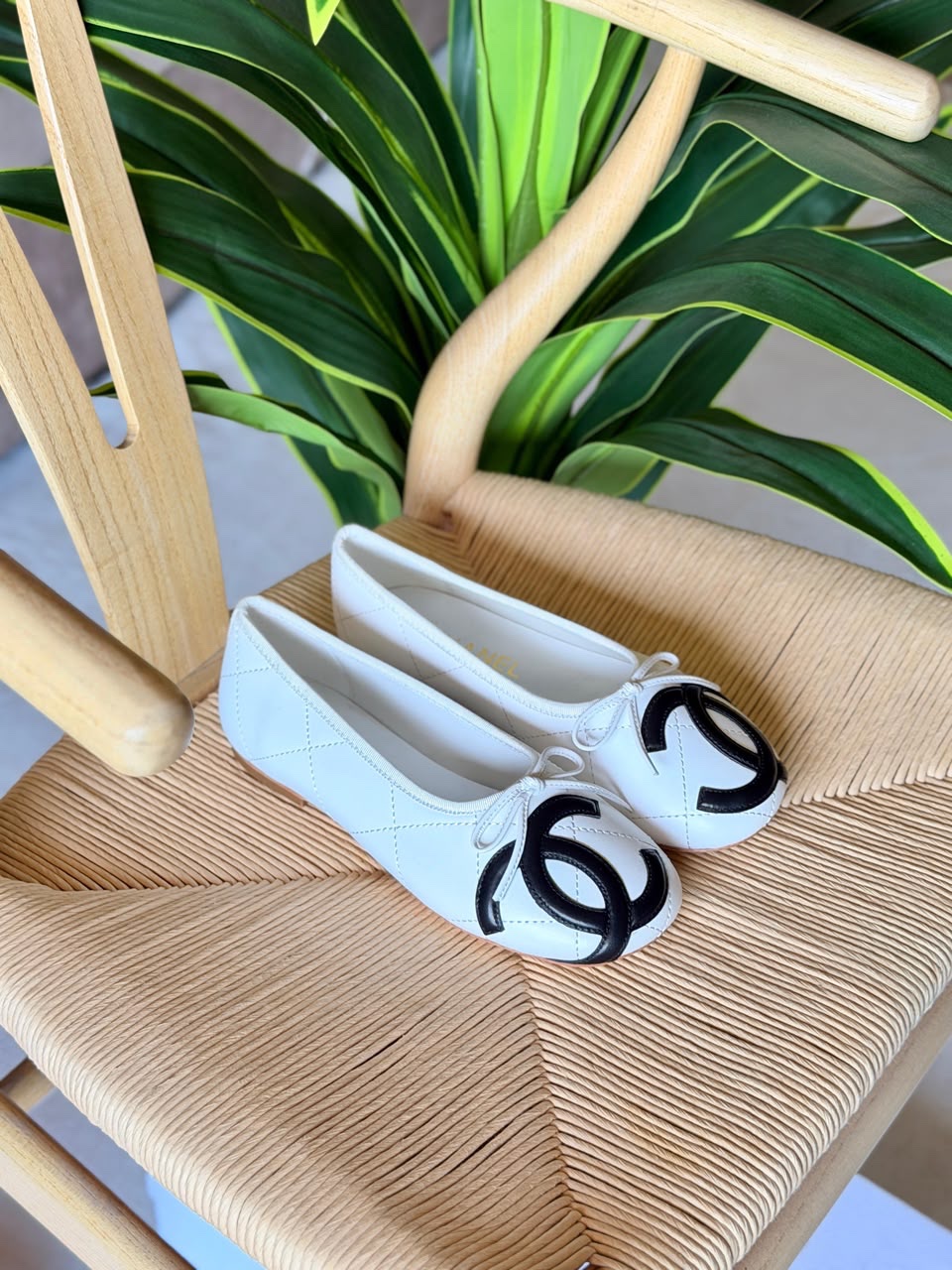 Chanel Coco Beach 2026 Ballet Flats - Image 9