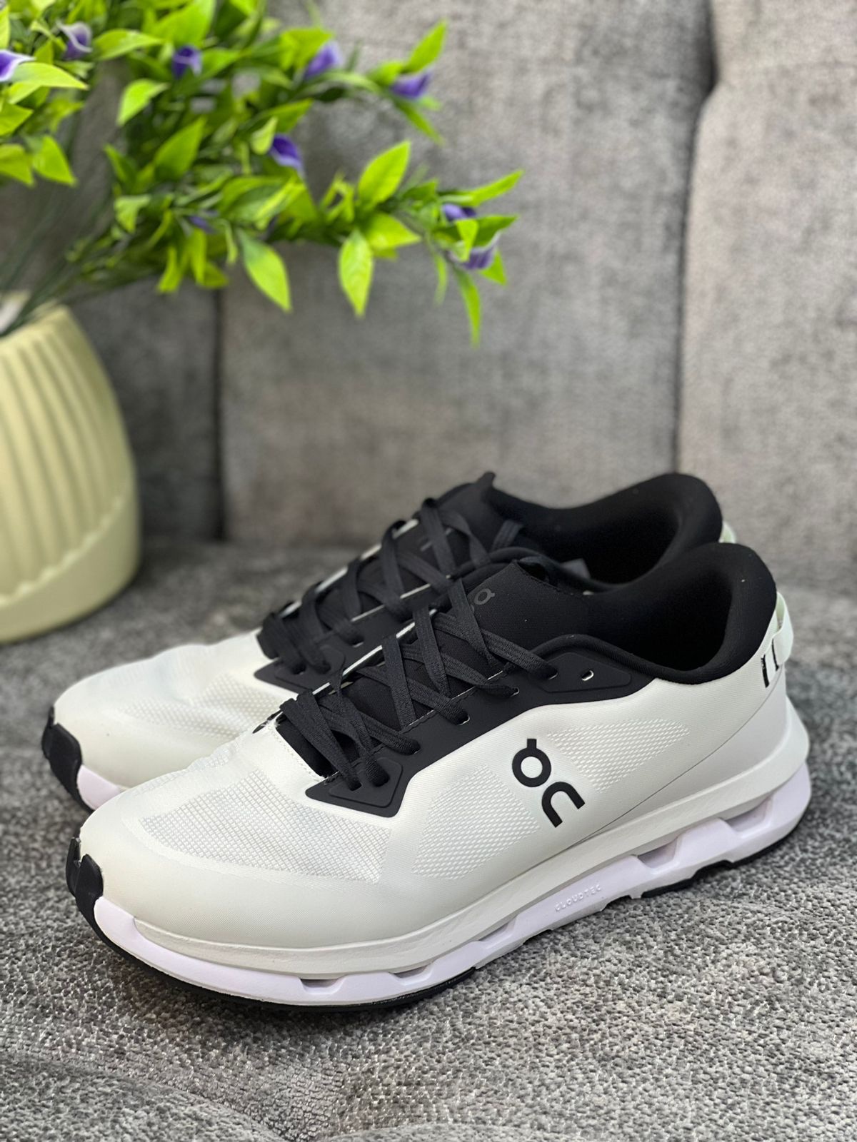 On Cloudtilt Sneakers - Image 3