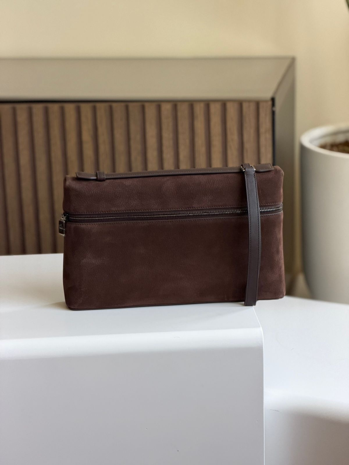 Loro Piana Extra Pouch L29 - Image 6
