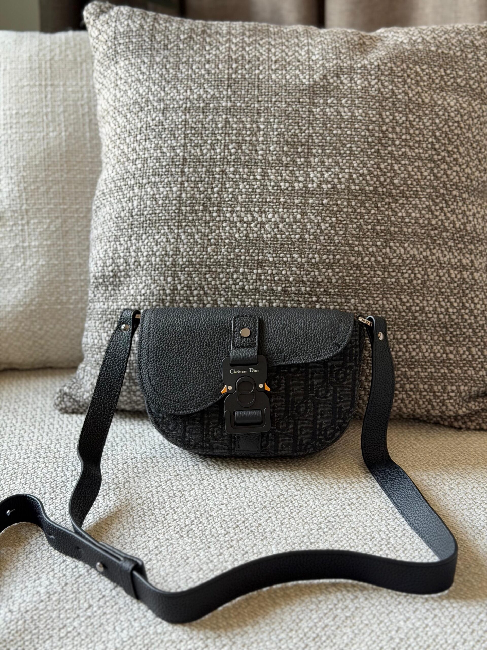 Dior Mini Saddle Messenger Bag - Image 2