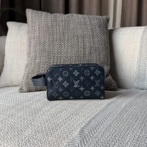 Louis Vuitton Locker Dopp Kit
