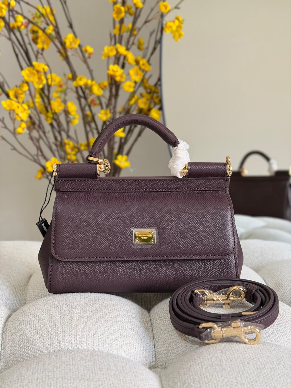 Dolce & Gabbana Sicily Bag - Image 4