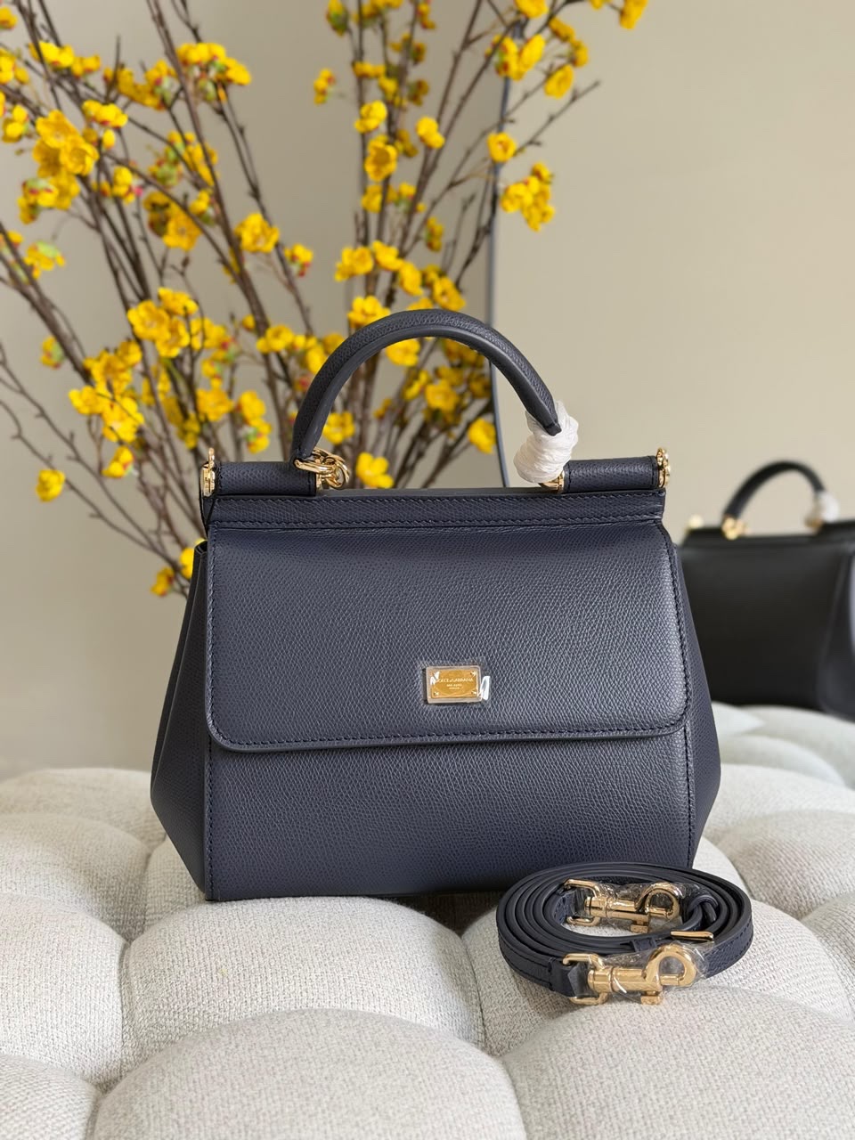 Dolce & Gabbana Sicily Bag - Image 14