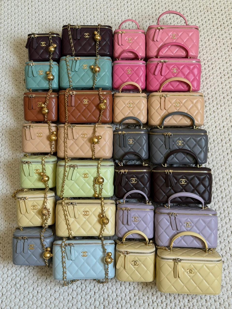 Chanel Vanity - Image 6