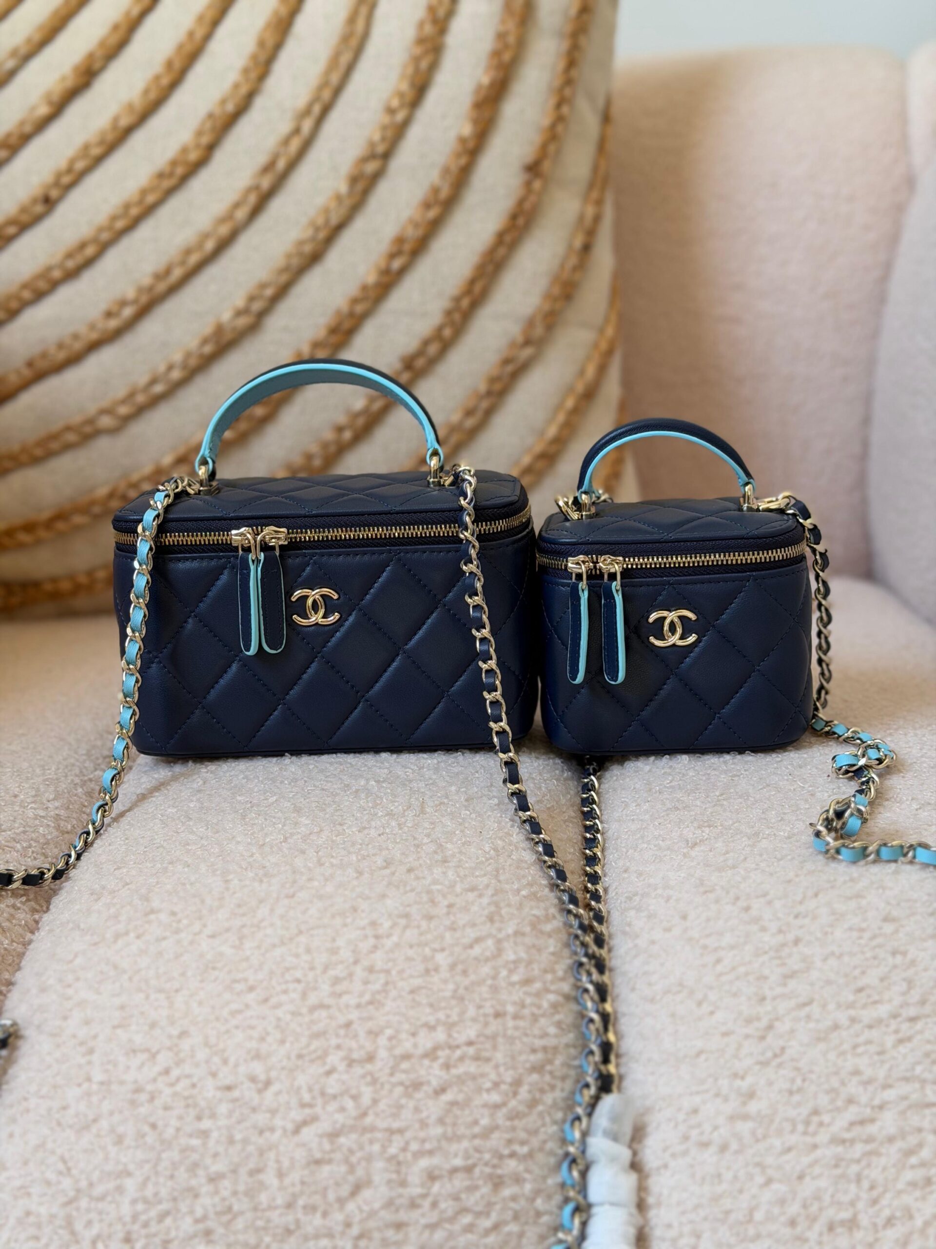 Chanel Lambskin Vanity Cases 10_16Cm - Image 3