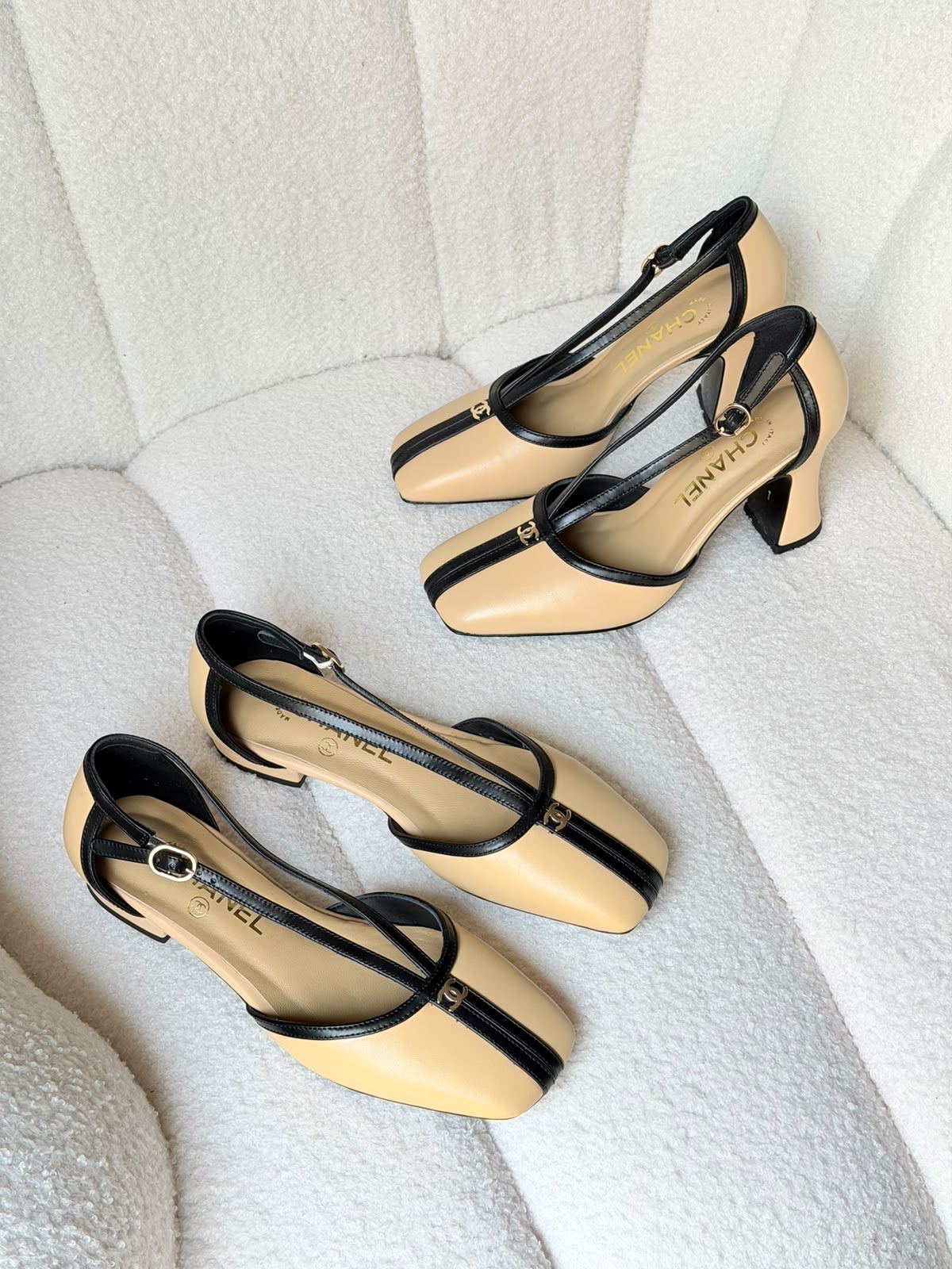 Jane Pumps Featuring A Square Toe And T-Strap - Image 4