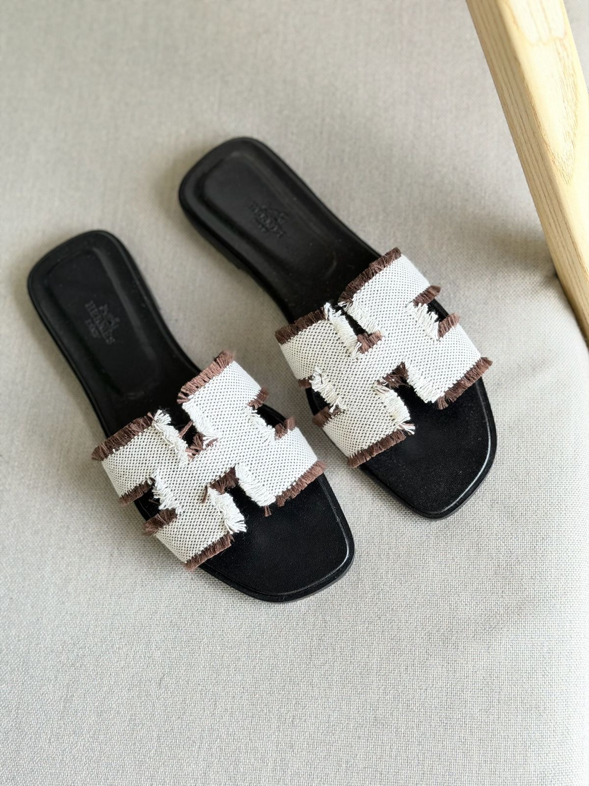 Hermès Oran Sandals