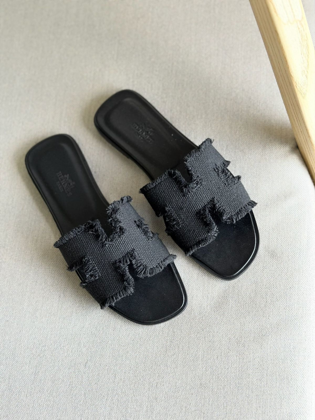 Hermès Oran Sandals - Image 2