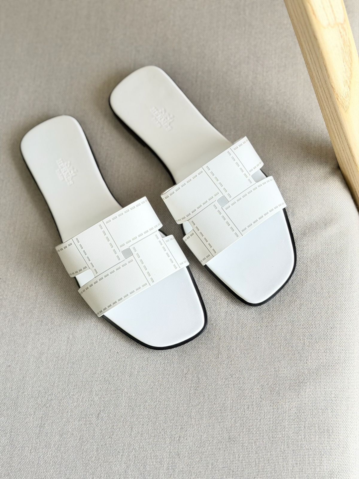 Hermès Oran Sandals - Image 8