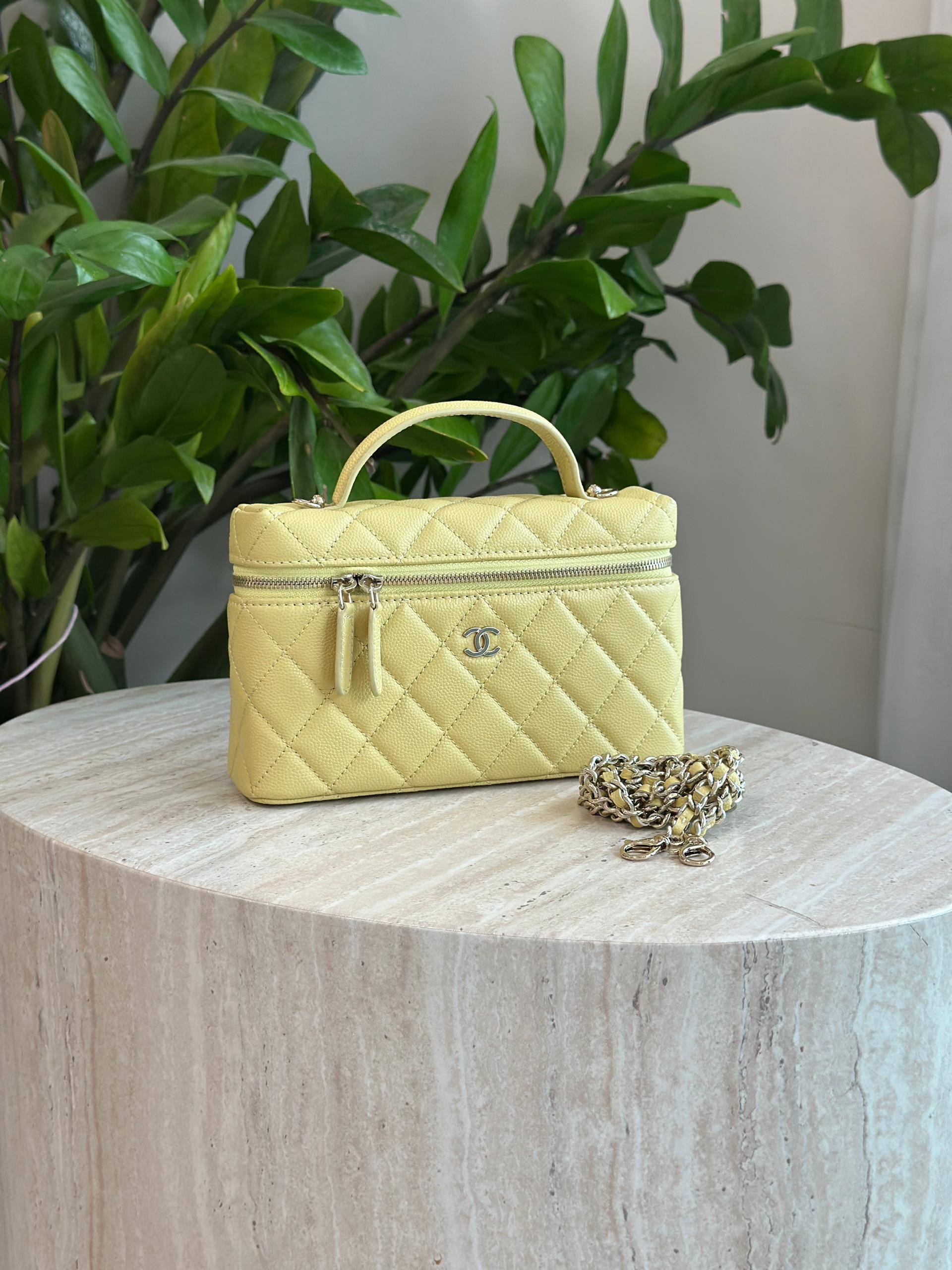 Chanel Vanity Case - Image 4