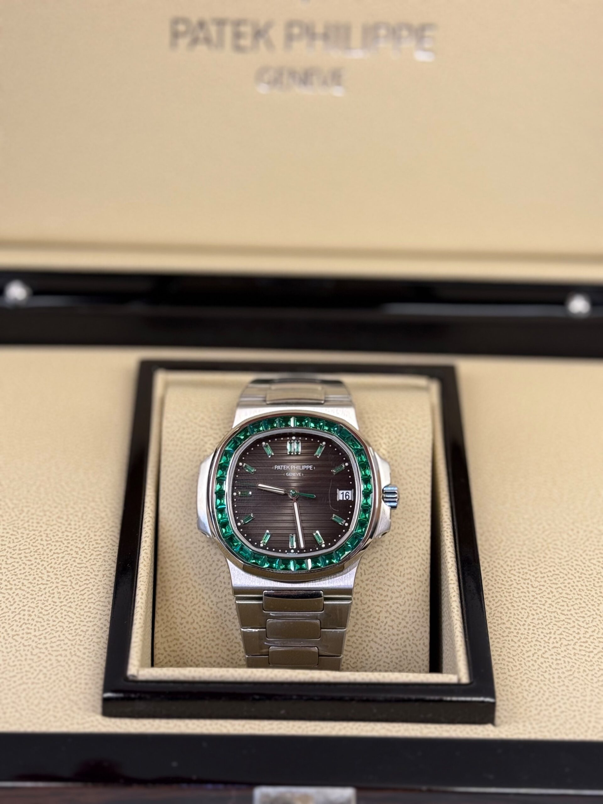 Patek Philippe Nautilus