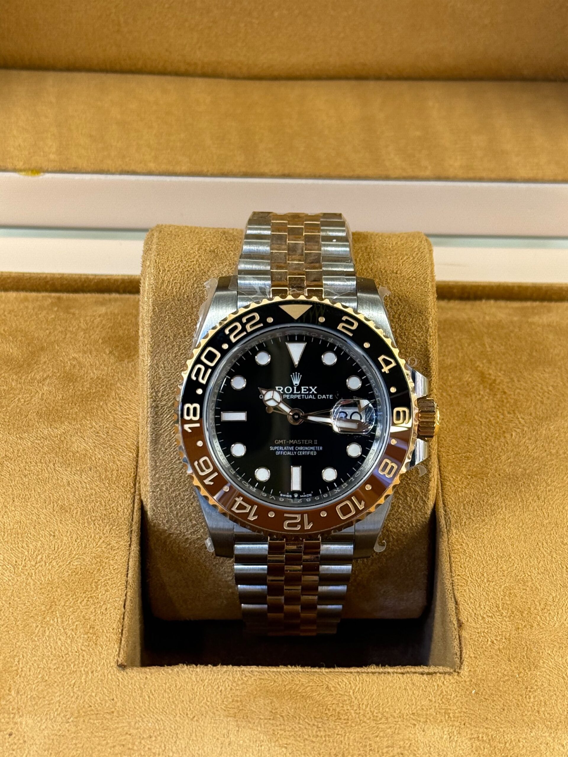 Rolex GMT-Master II 126711CHNR