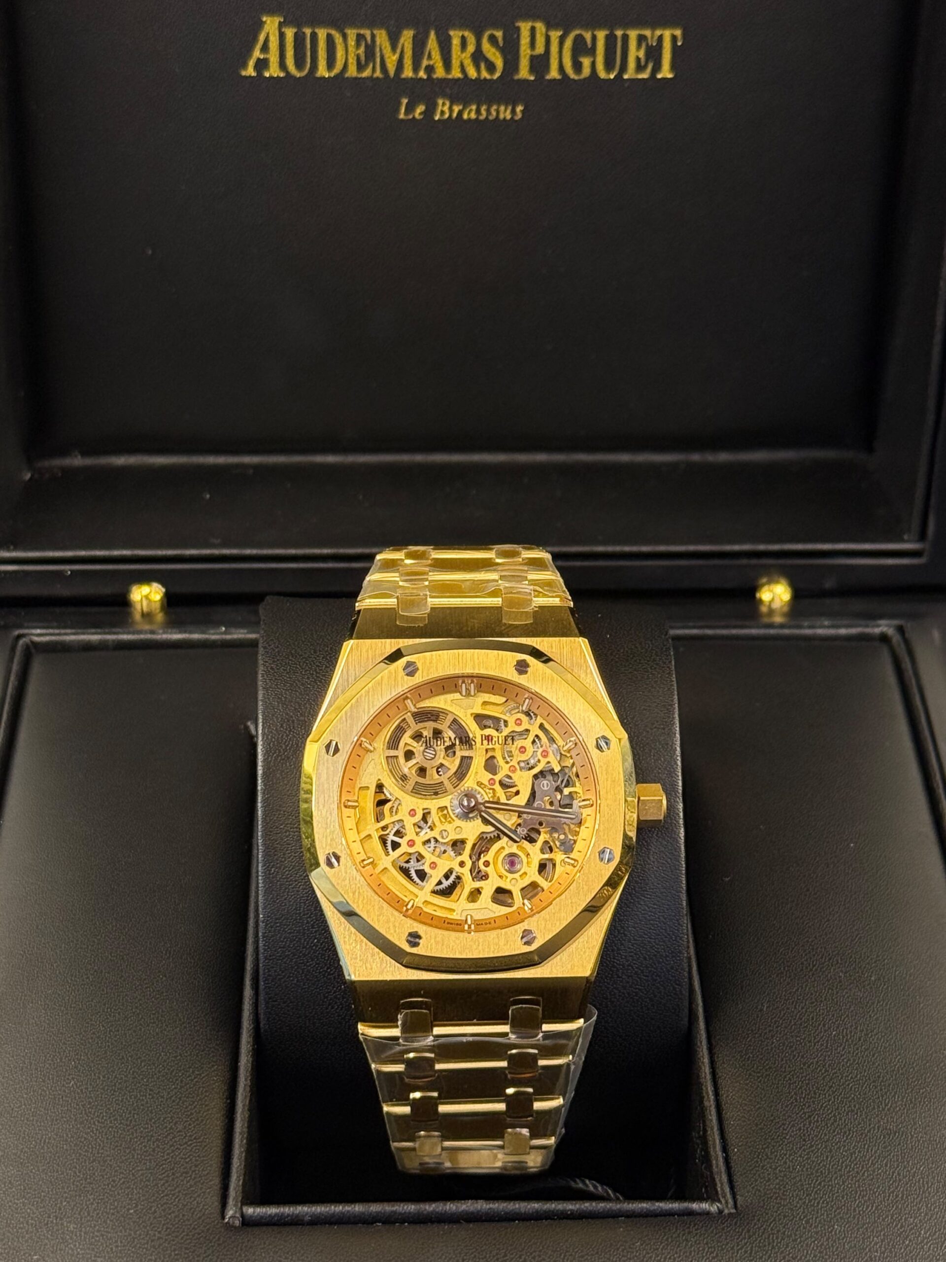Audemars Piguet Royal Oak Jumbo Extra-Thin Openworked - Image 3