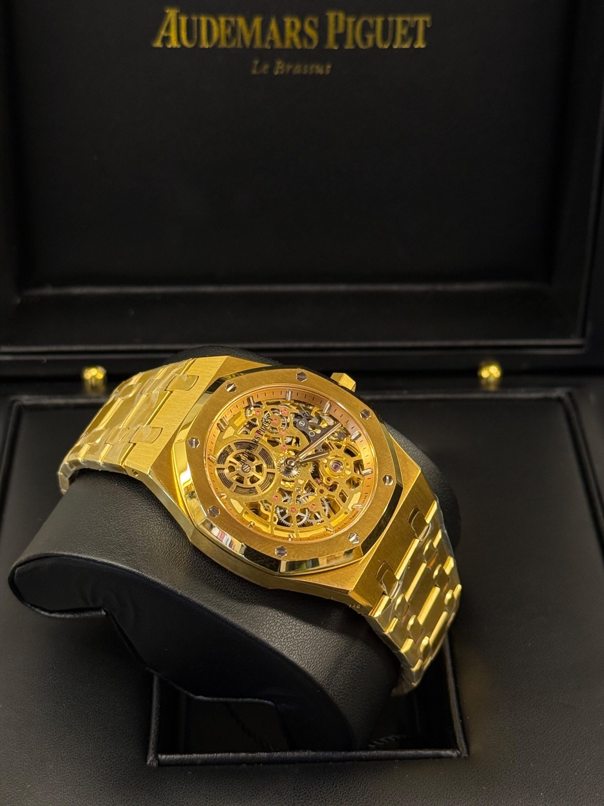Audemars Piguet Royal Oak Jumbo Extra-Thin Openworked - Image 4