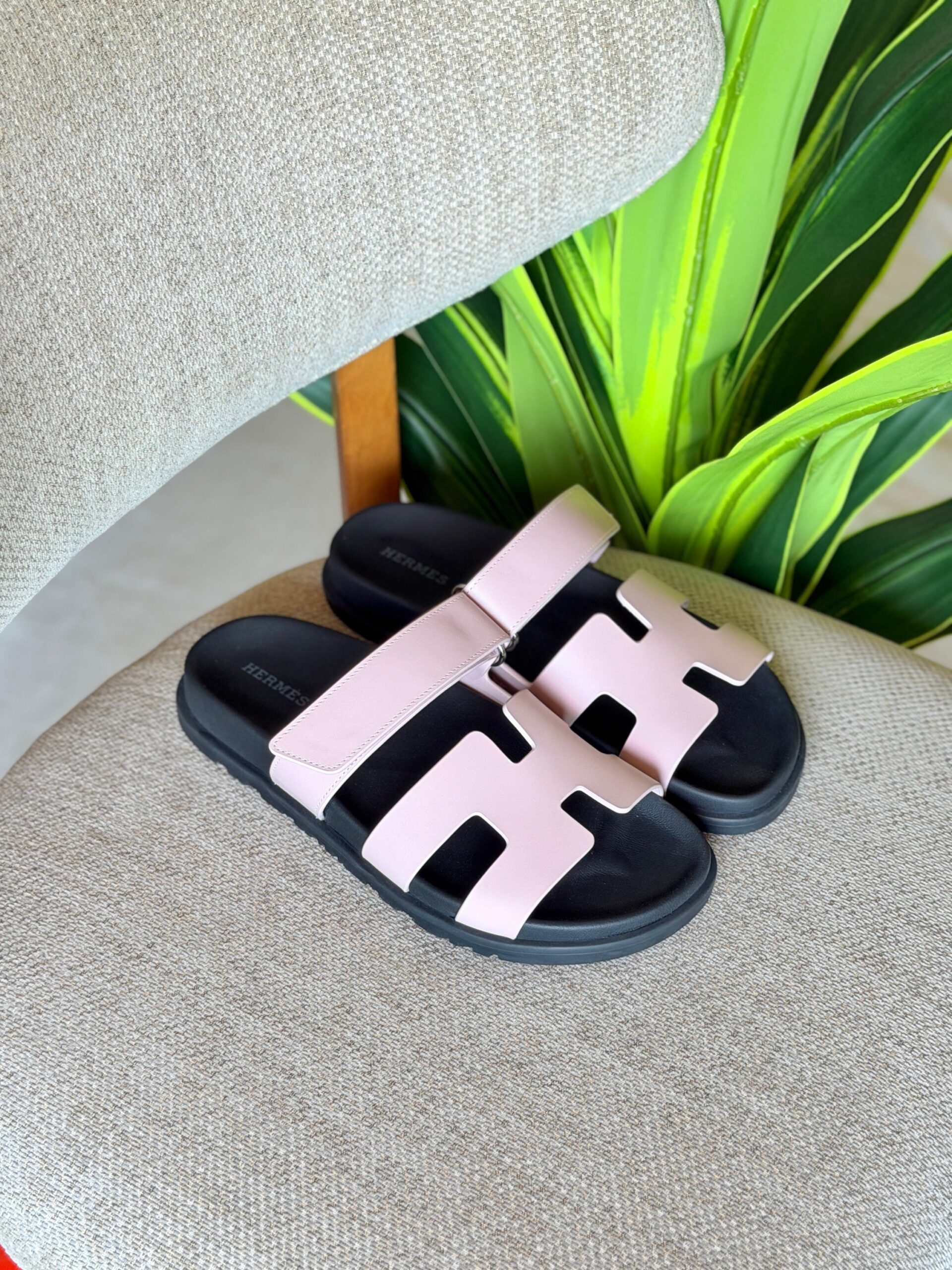 Hermès Chypre Sandals - Image 6