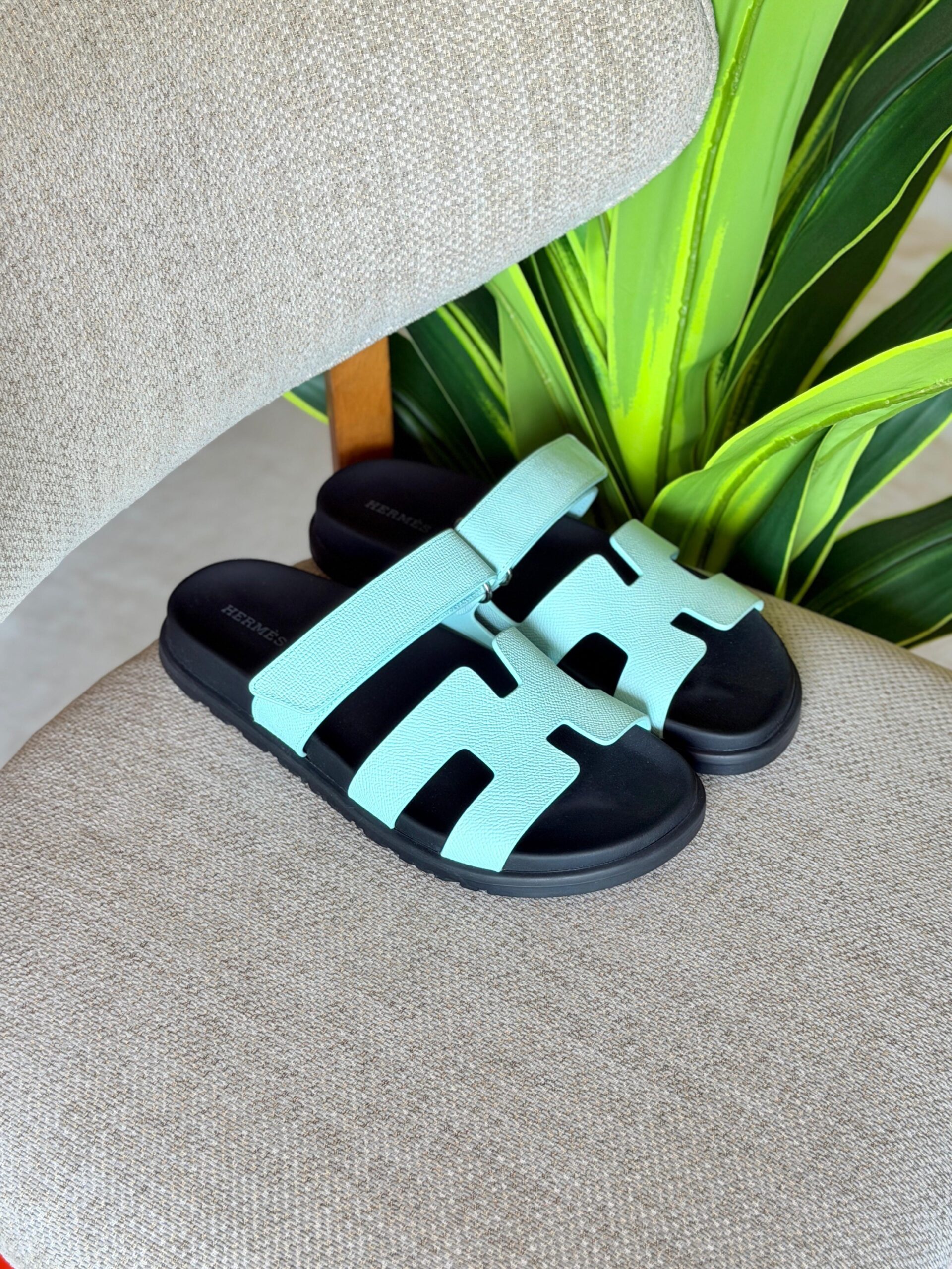 Hermès Chypre Sandals - Image 2