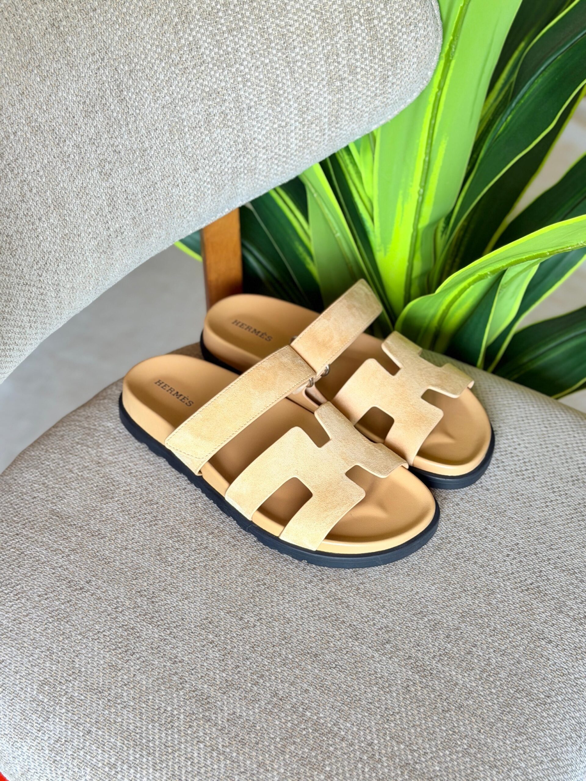 Hermès Chypre Sandals - Image 6