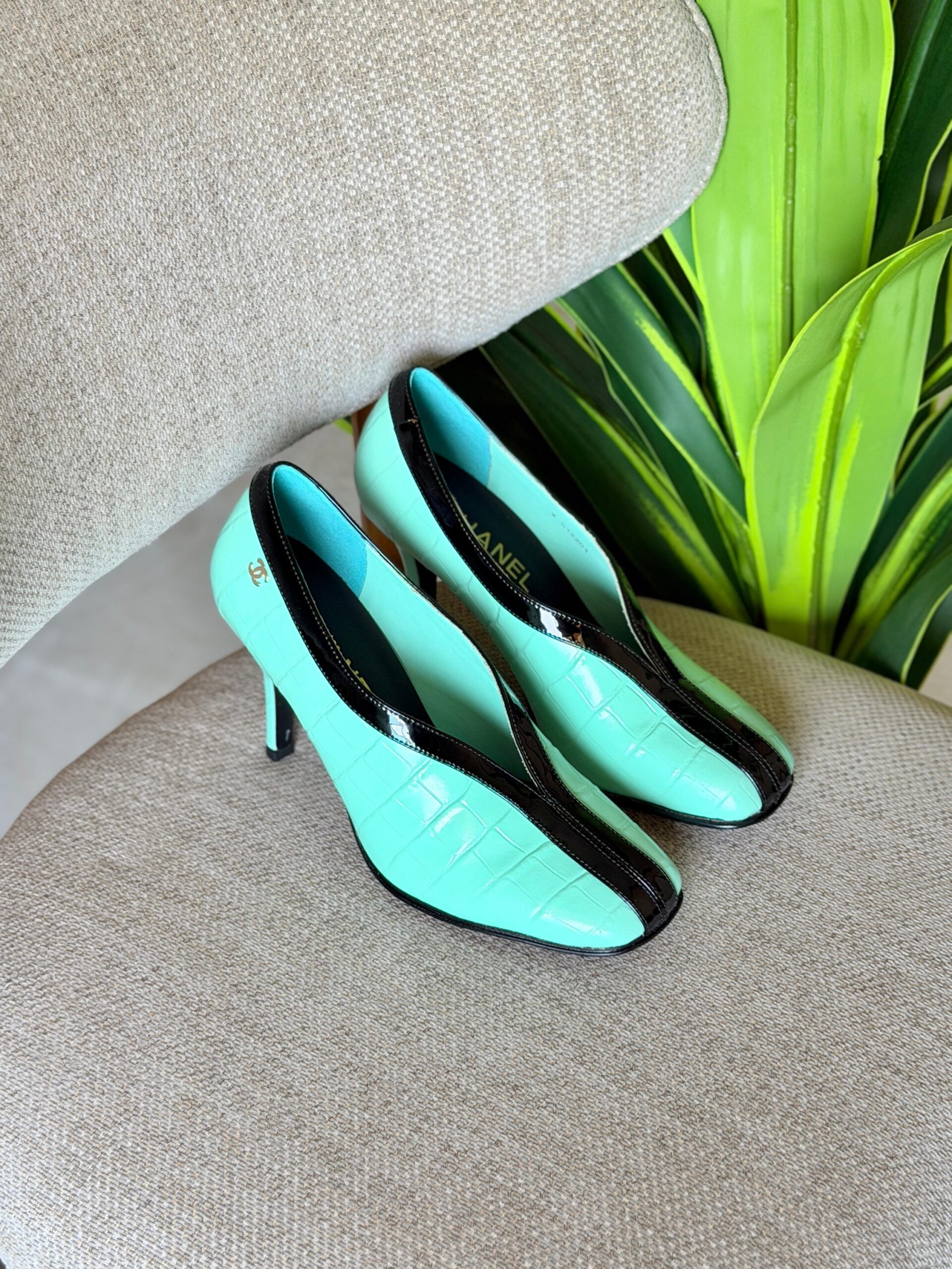 Chanel Pumps Feature Croc-Embossed - Image 8