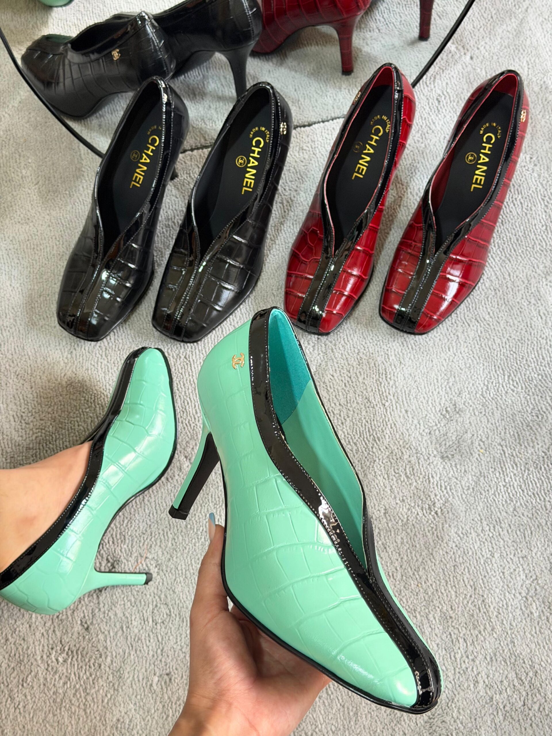 Chanel Pumps Feature Croc-Embossed - Image 12