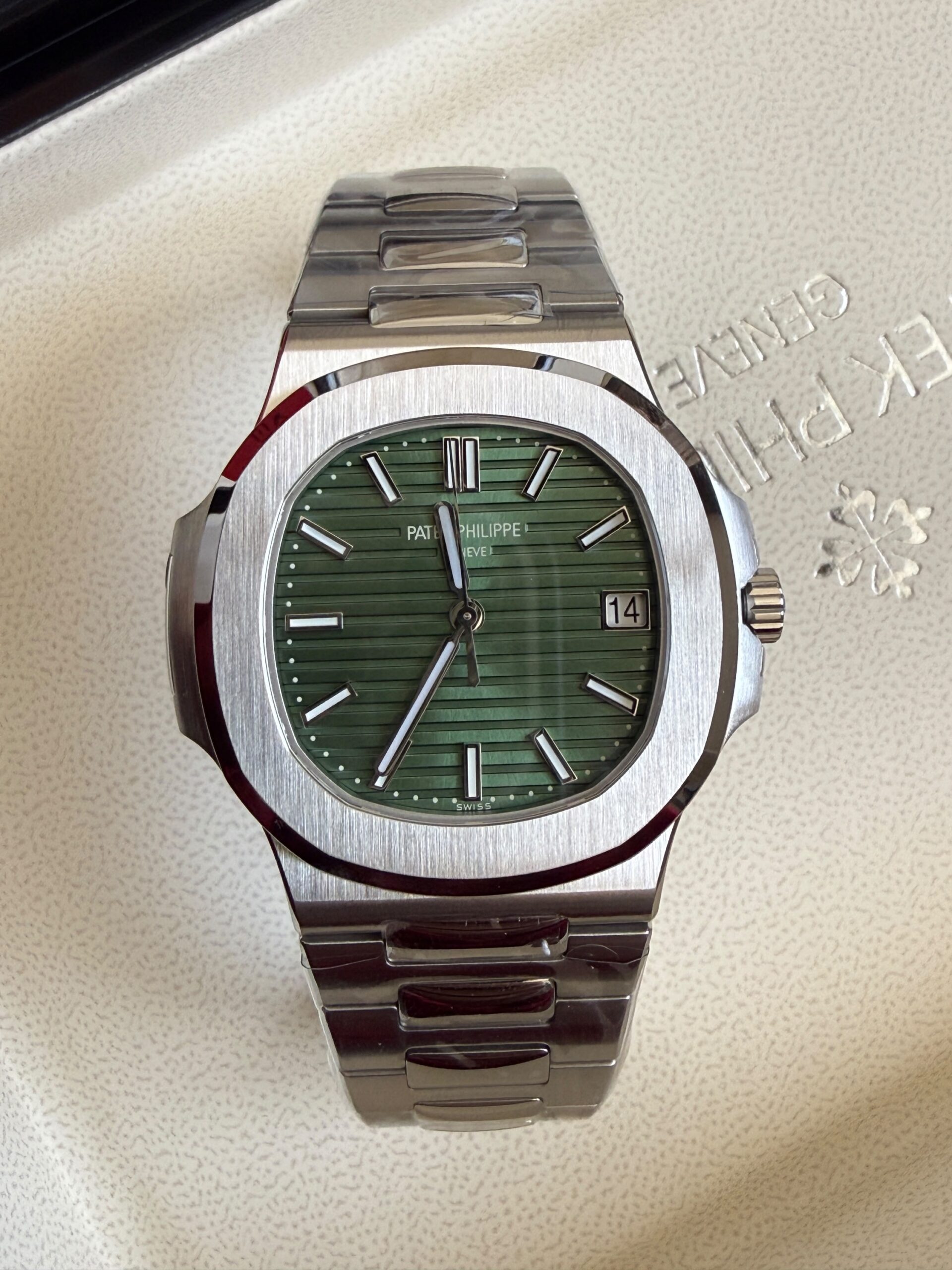 Patek Philippe Nautilus - Image 9
