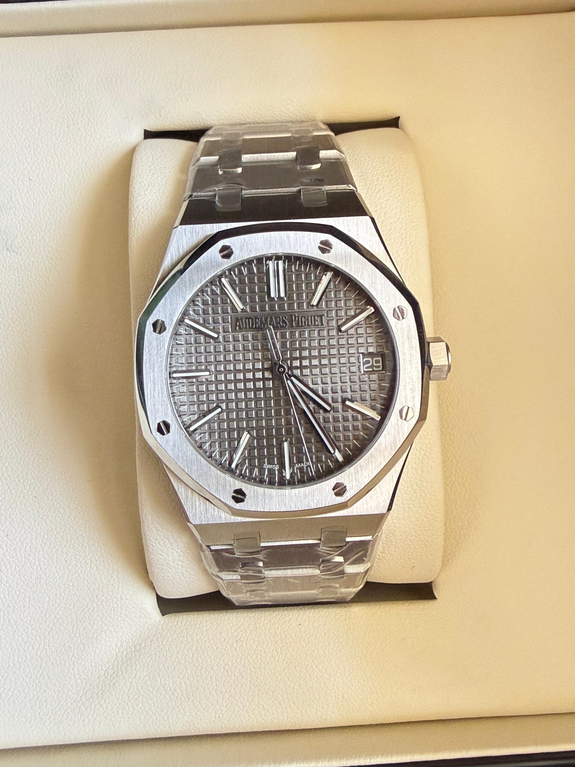 Audemars Piguet Royal Oak - Image 6