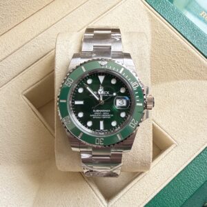 Rolex Submariner Date "Hulk"
