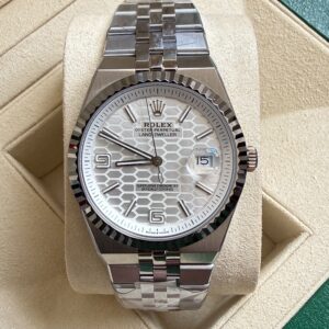 Rolex Land-Dweller 40
