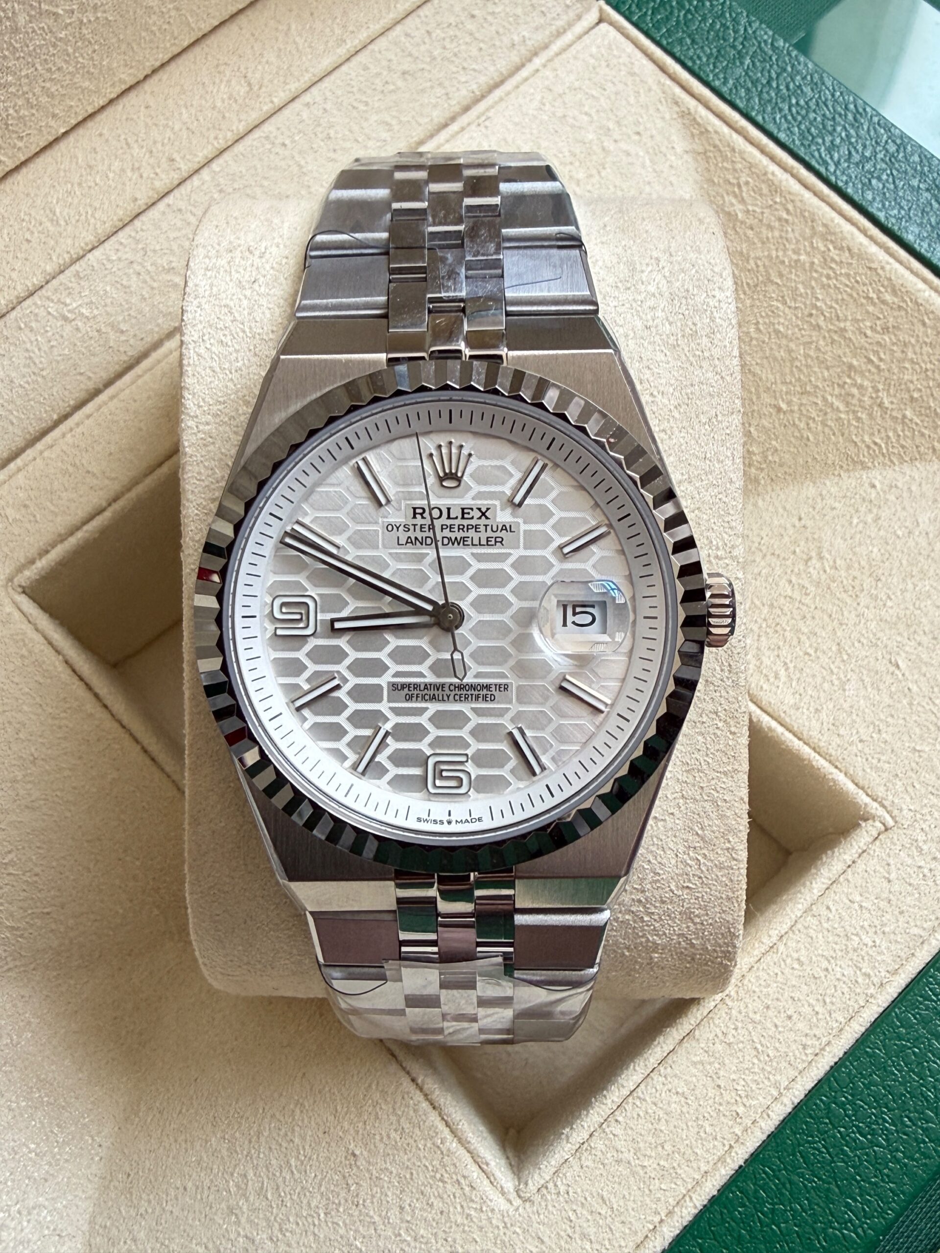 Rolex Land-Dweller 40