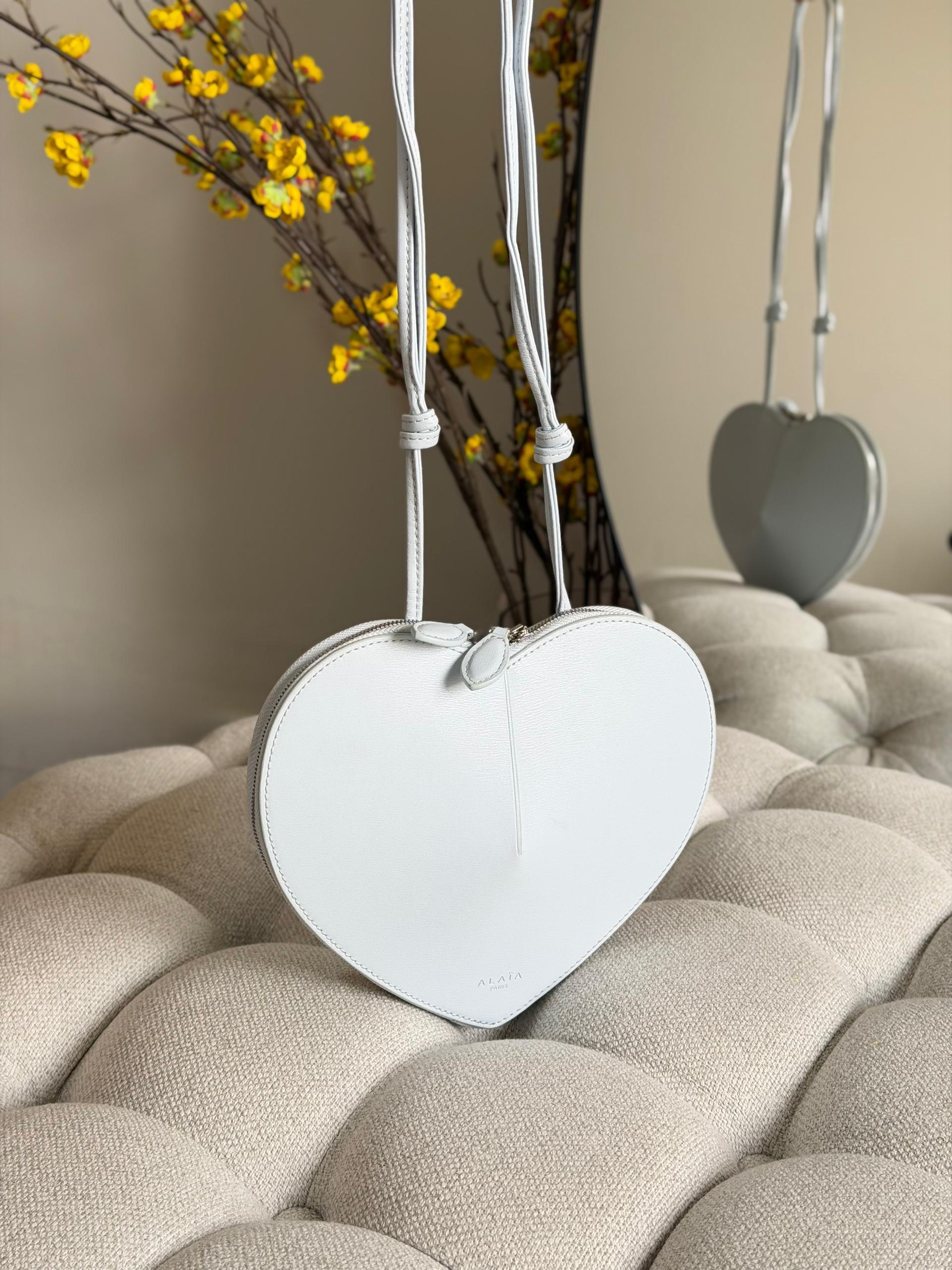 Alaïa Le Cœur Bag - Image 2
