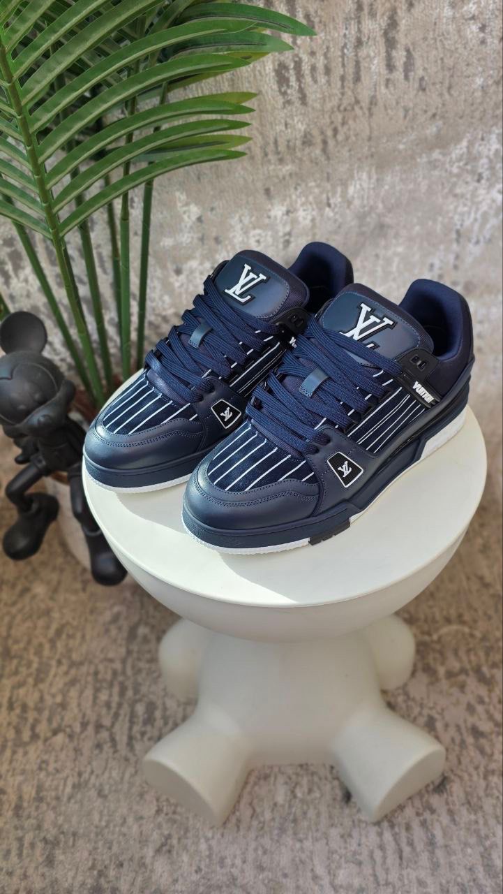 Louis Vuitton LV Trainer Sneakers - Image 12